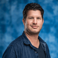 Medewerker Thijs over de persoonlijke begeleiding bij NTI